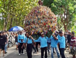 Ribuan Warga Padati Acara Sedekah Bumi di Desa Tulakan Jepara