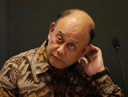 Presiden Prabowo Copot Dadan Hindayana dari Jabatan Kepala BGN